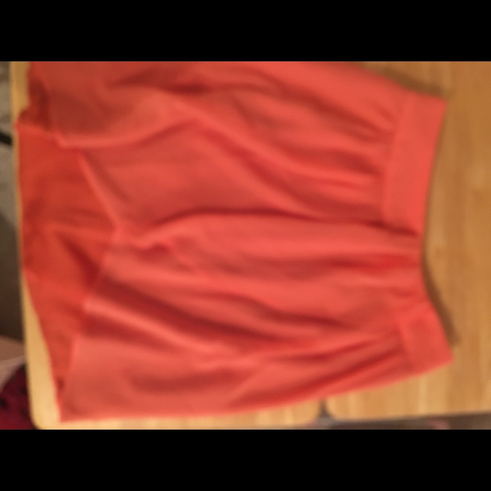 Coral mini skirt
